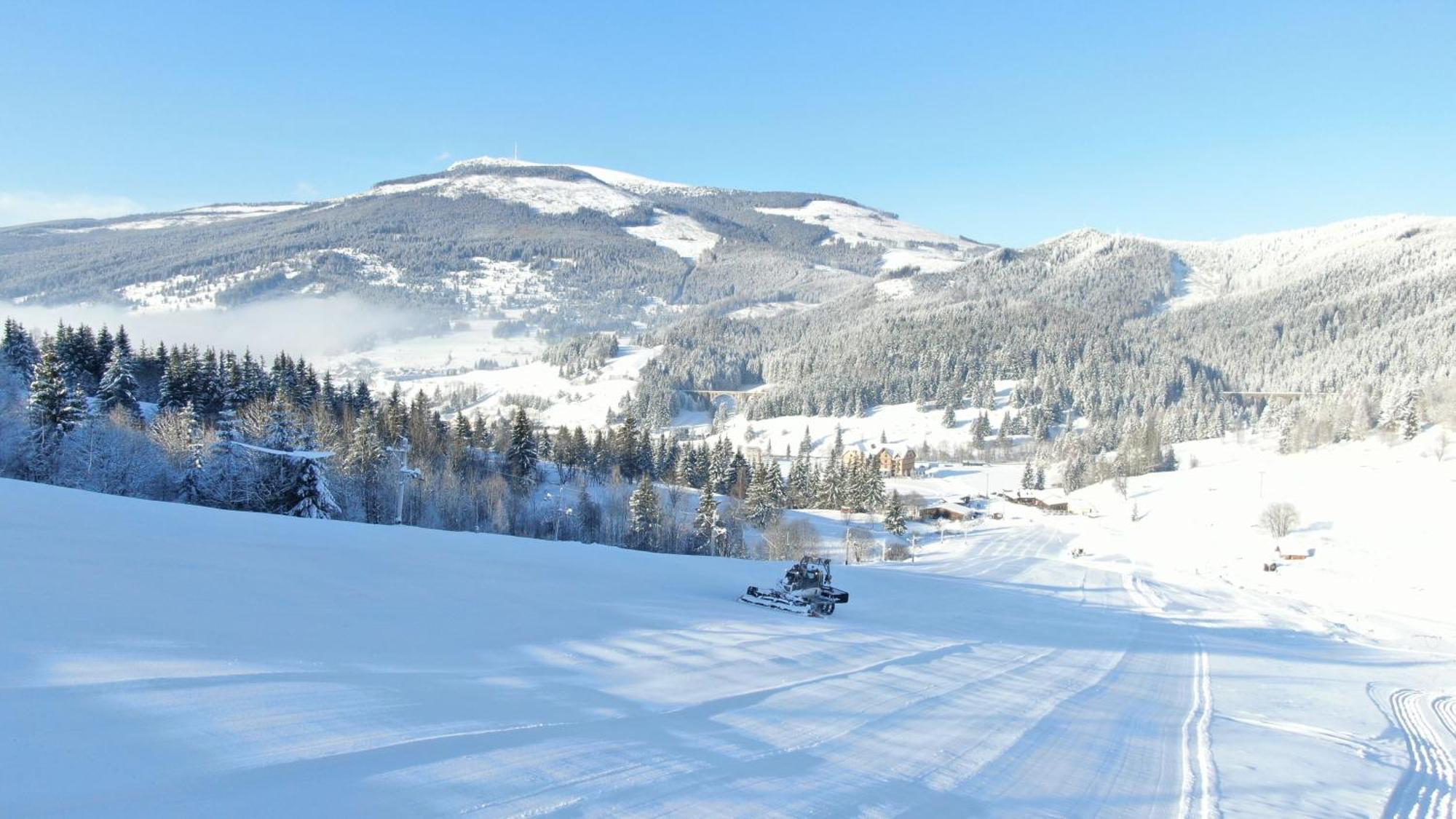 Apartmany Ski Telgárt エクステリア 写真