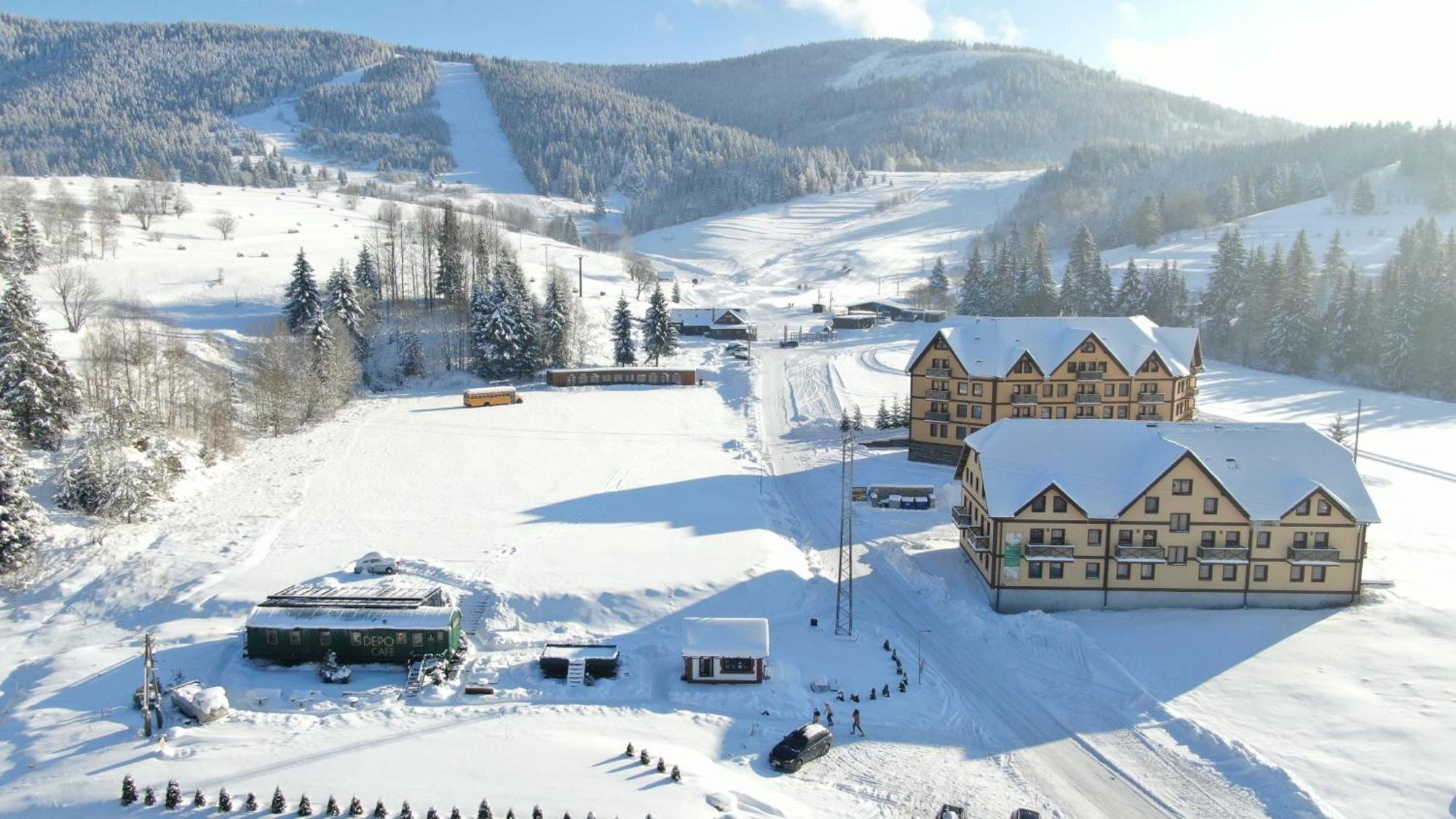 Apartmany Ski Telgárt エクステリア 写真